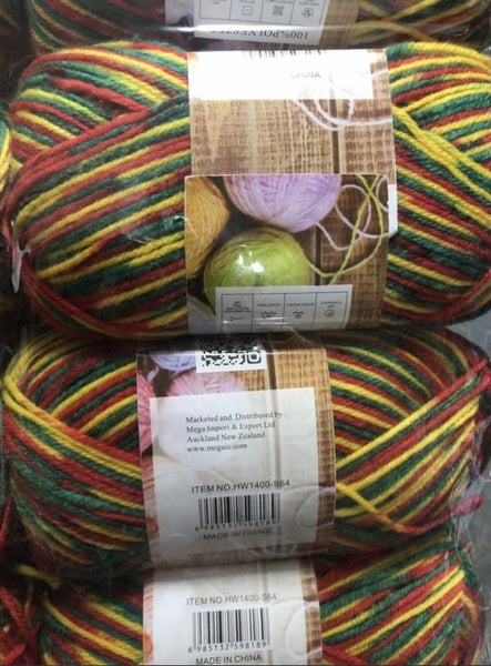 *10 balls* Knitting yarn / 8Ply/ Quality yarn/ 100% acrylic Carousel 2