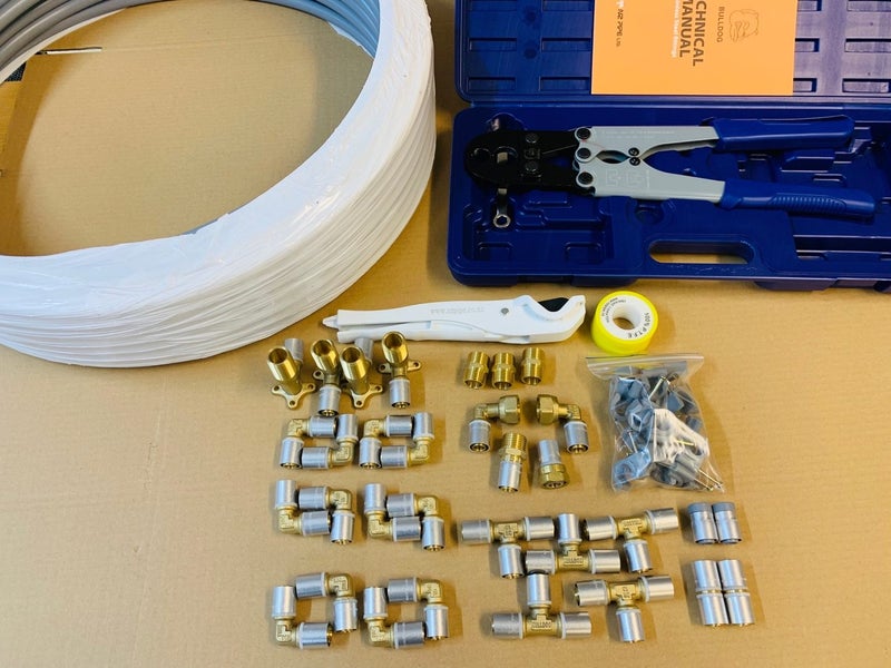 Crimping Tool + Bathroom fittings Kit Carousel 1