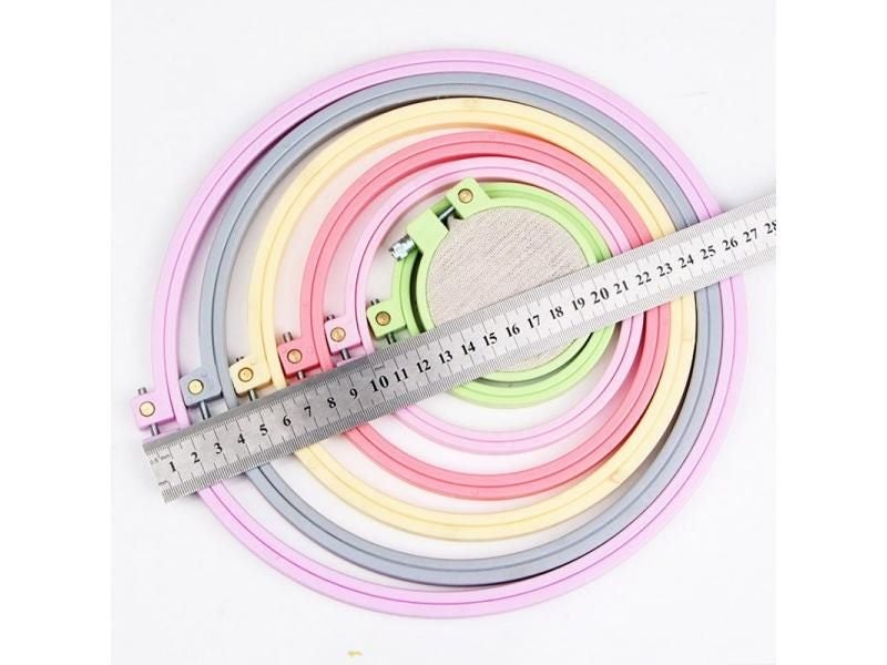 Embroidery Hoops Embroidered Stretch Tool Random Color Hand Sewing Accessories Carousel 1