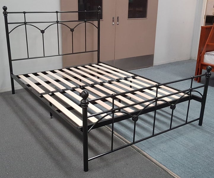 Queen Bed Solid Construction Carousel 2