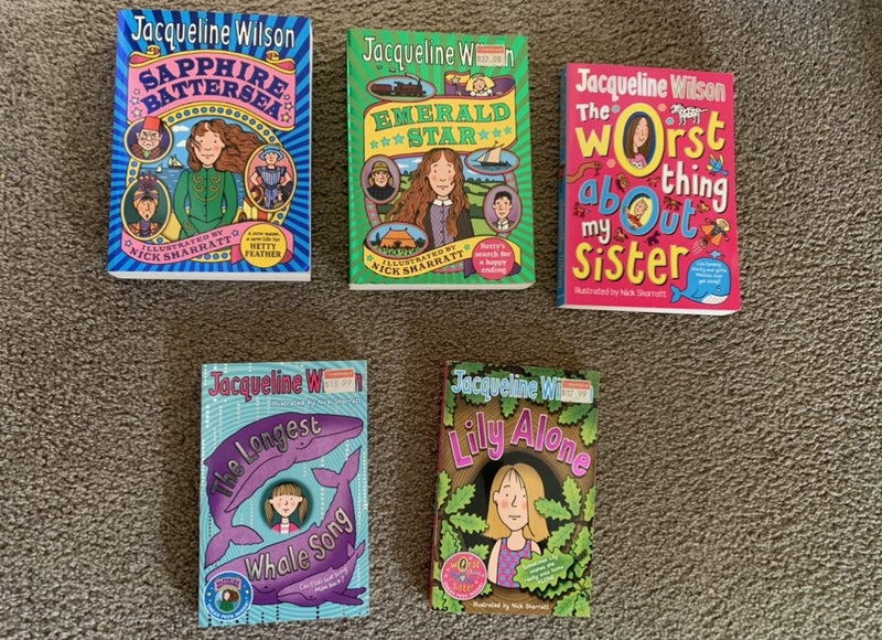 Jacqueline Wilson collection of books Carousel 1