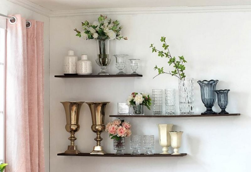 Square Vase Carousel 2