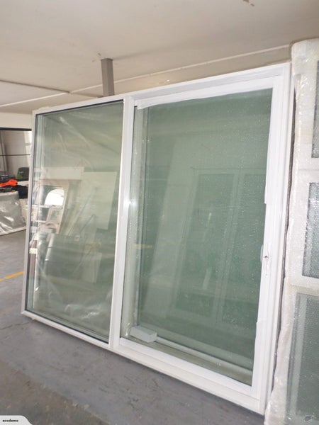 !NEW WHITE ALUMINIUM DOUBLE GLAZED SLIDING DOOR:2000H x 2400W Carousel 1