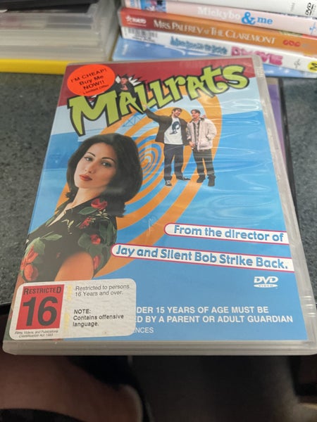 Mallrats Carousel 1