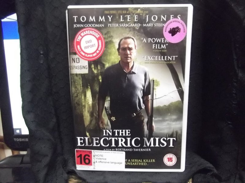 IN THE ELECTRIC MIST629907297057301118