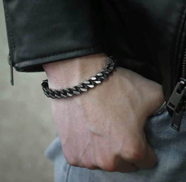 Men’s Stainless Steel Adjustable Bracelet Carousel 1