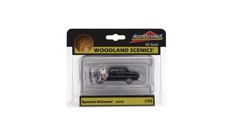 Woodland Scenics HO Scale AS5530 Spoonin'-n-Croonin' Carousel 2
