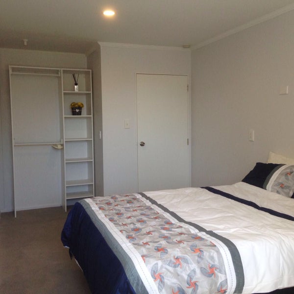 Manurewa East, 6+ bedrooms64248946013827110