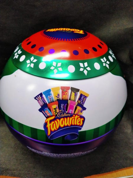 Cadbury Favourites Tin Carousel 2
