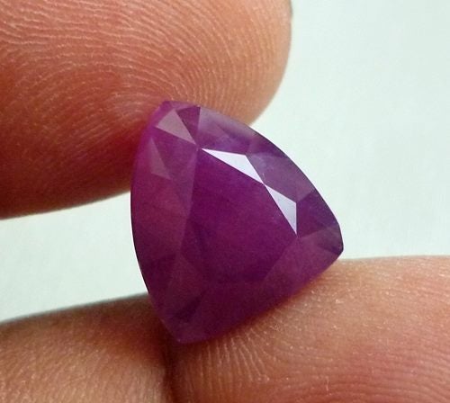 12.86CT UNHEATED BIG 100% NATURAL BLOOD RED TRILLION RUBY Carousel 1