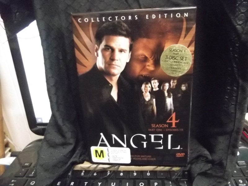 ANGEL SEASON 4 Collector’s EDITION