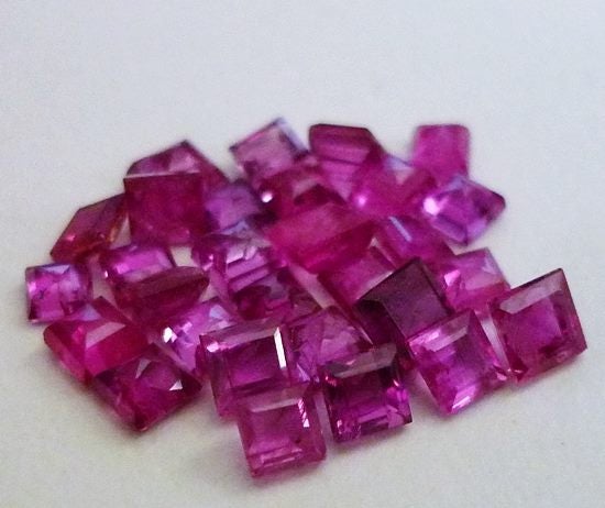 5.23CT GLOWING VERY BEAUTIFUL 100% NATURAL RED RUBY LOT Carousel 1