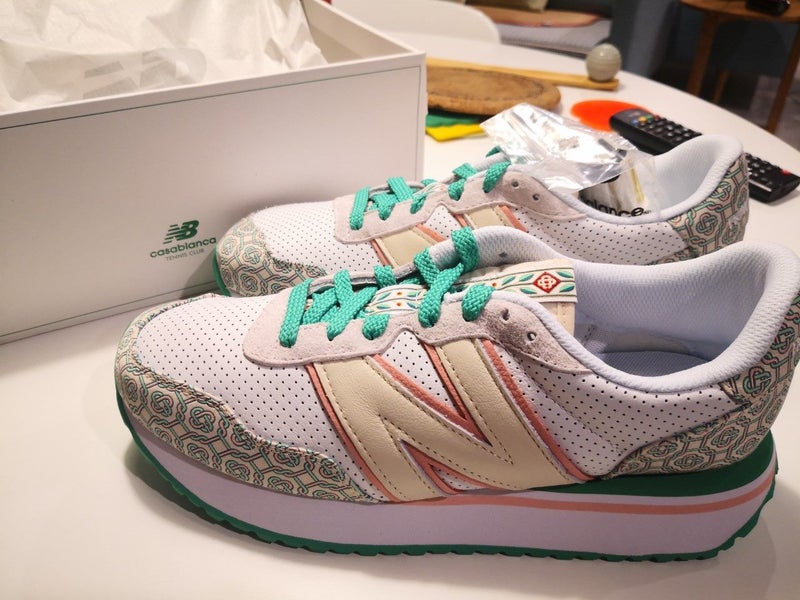 New balance casablanca 237 us9 mens Carousel 1