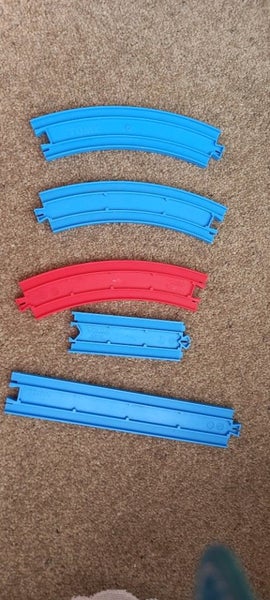Tomy Train Tracks Carousel 1