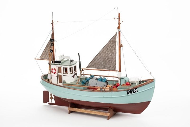 Wooden Ship Kitset - Billing Boats 1/30 Havmagen Fishing Boat (Beginner) Carousel 1