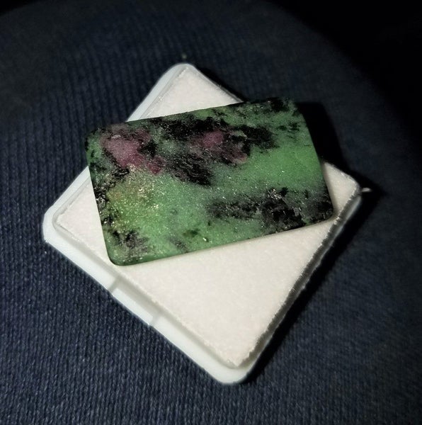 Natural Ruby Zoisite Radiant Cabochon Loose Gemstone 17.5 Ct Carousel 1