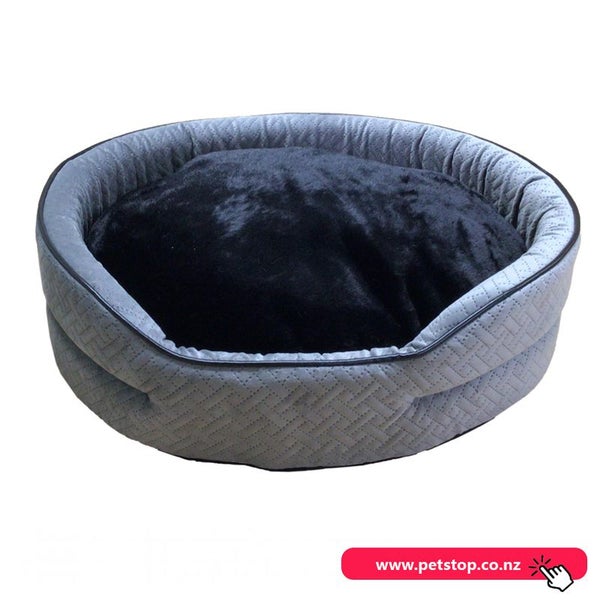 Brooklands Pet Oval Bed XLarge 64x54x18cm Carousel 1