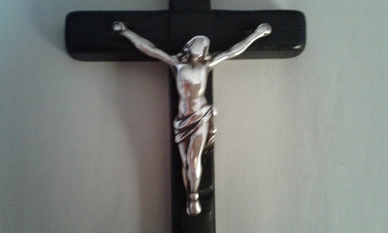Religious Artefact Sterling Silver Ebony Crusifix Carousel 1