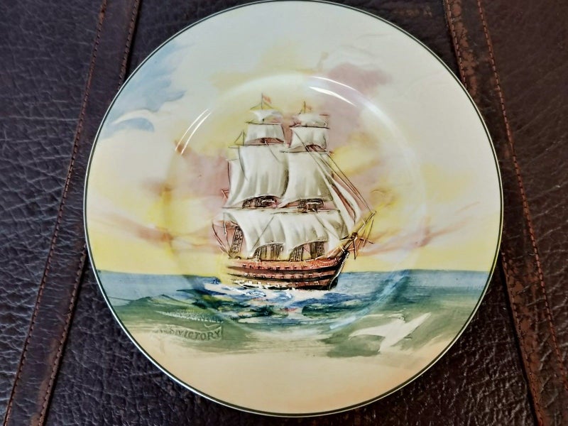 Royal Doulton HMS Victory Rack Plate Carousel 1