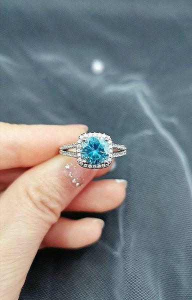 2ct Green blue Lab Grown Diamond Ring Carousel 1