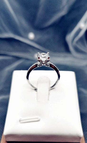 1ct Lab Grown Diamond Engagement Ring Carousel 1