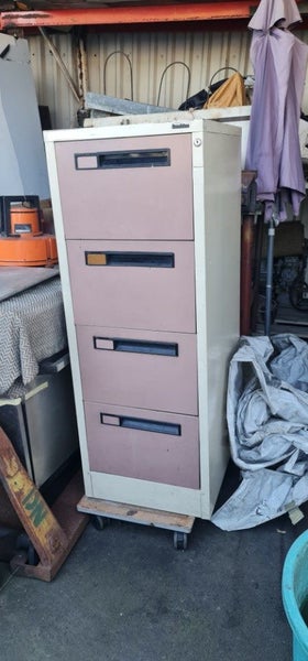 Filing cabinet Carousel 1