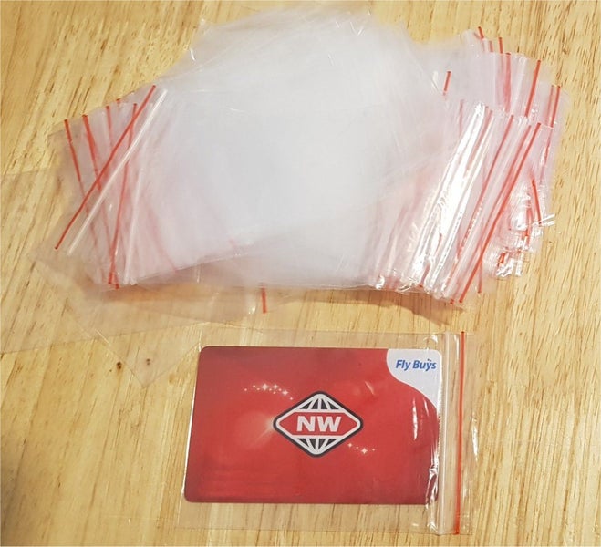 100 x 100mm x 70mm Ziplock resealable Bags - Multibuy in one shipping charge Carousel 1