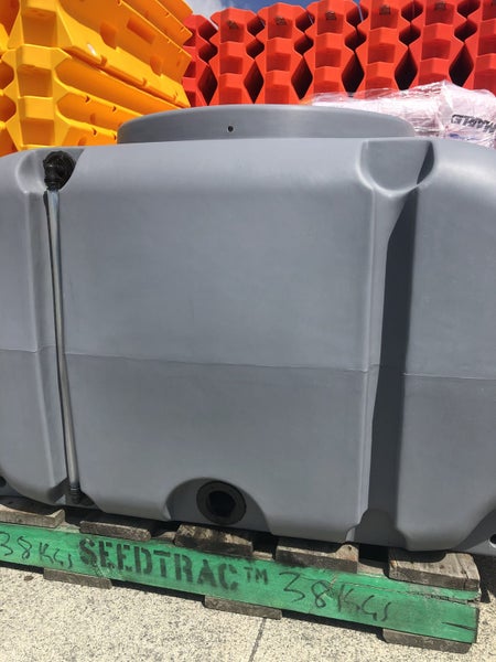 Water /Food Tank-1200l transfer or trailer tank-NZ MADE Grey Carousel 14