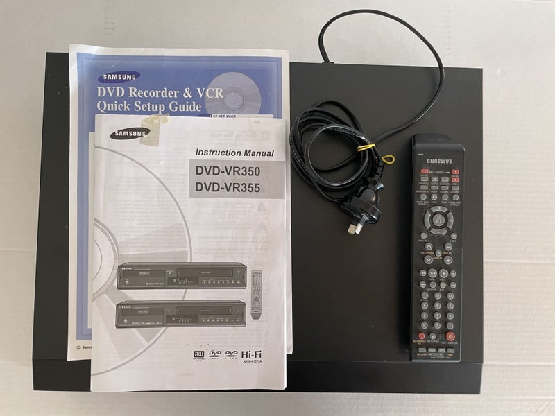 Samsung VR355 Combo: DVD Recorder + VCR Video Cassette Tape Recorder Carousel 2