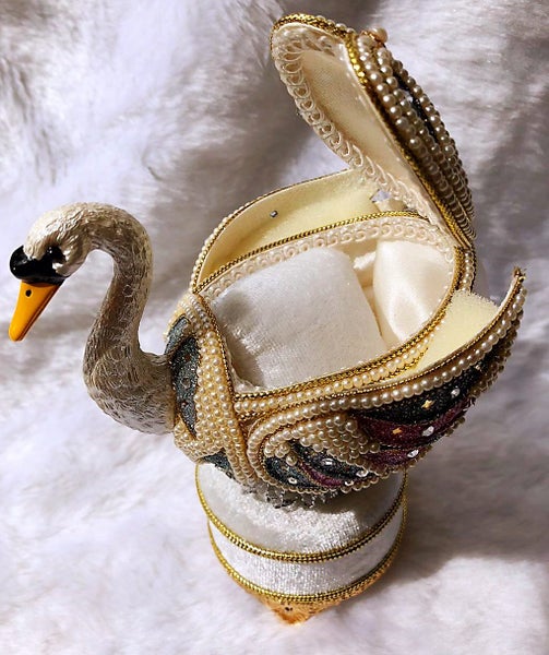 Hand Craft Decorated Goose Egg - Swan Jewellery Music Box Carousel 4