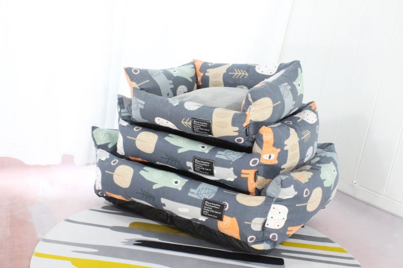 Pet Bed ^ Large ^ ^ Anti-slip bottom Guaranteed ^ Carousel 1