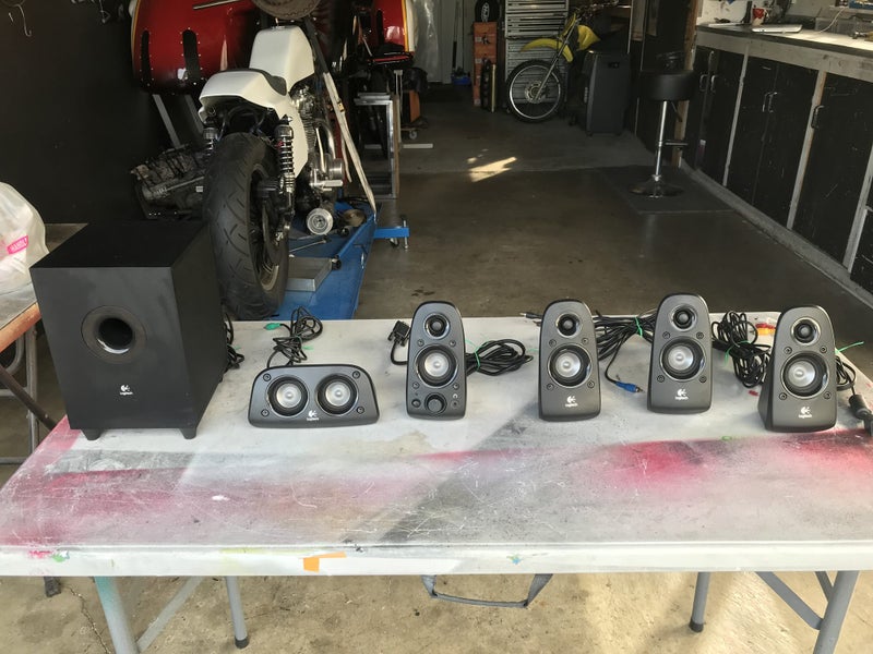 Logitech surround sound Carousel 1