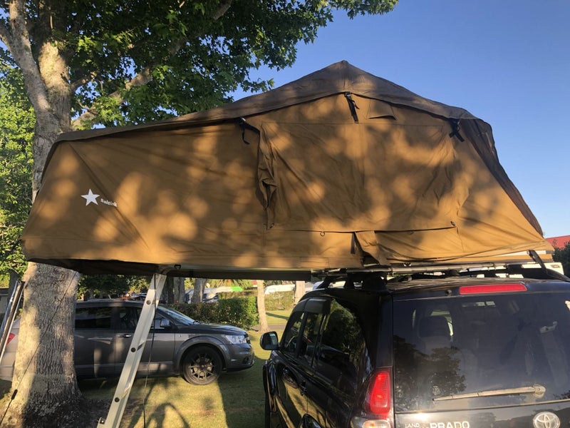 SUV Roof Top Tent Camping Car Camper 4X4 Carousel 2
