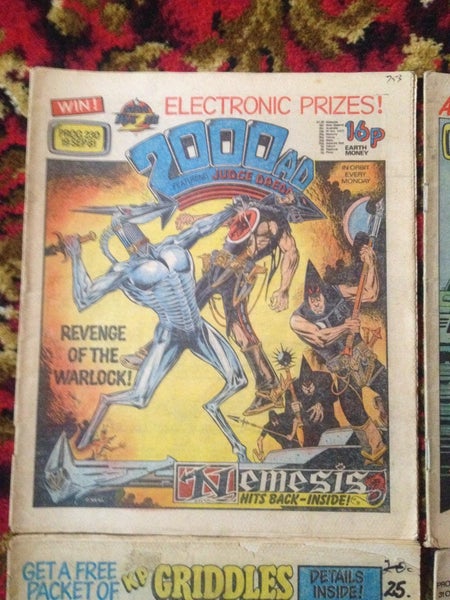 2000AD PROG Lot/230-237 Carousel 2