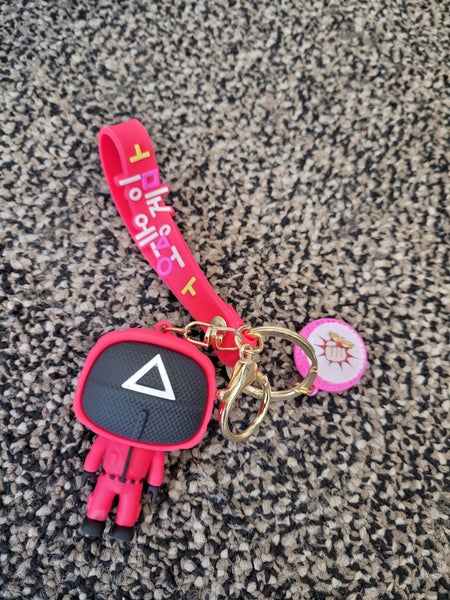 Squid Game Key Ring - Triangle, New Carousel 1