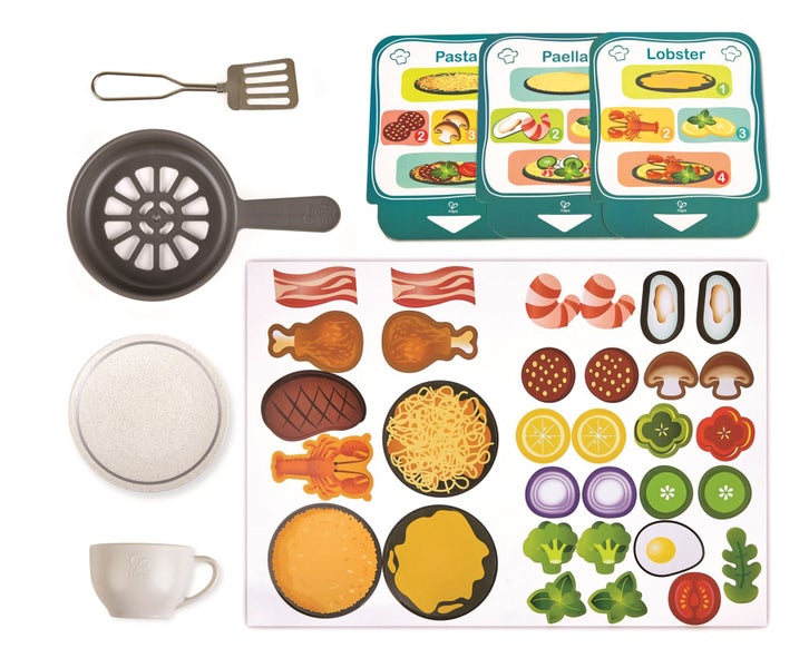 Hape Deluxe Kitchen with Fun Fryer Carousel 4
