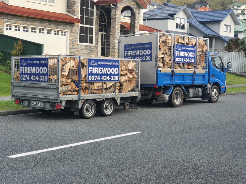 FIREWOOD WITH FREE DELIVERY & KINDLING Carousel 2