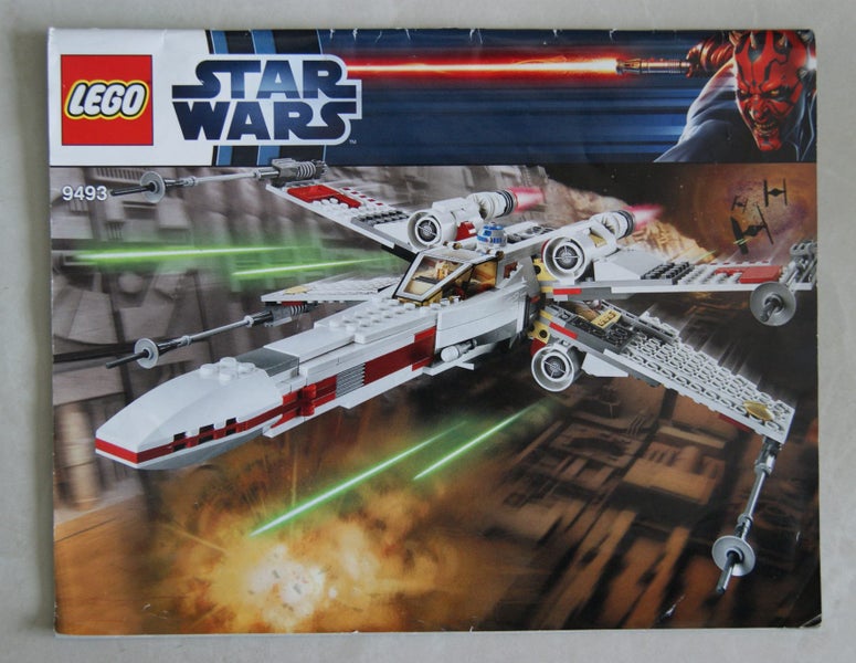 SUPER *RARE* Lego Star Wars 9493 X-Wing from 2012 Carousel 14