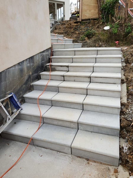 MODULESCA - Modular easy to assemble outdoor stair case. Carousel 2