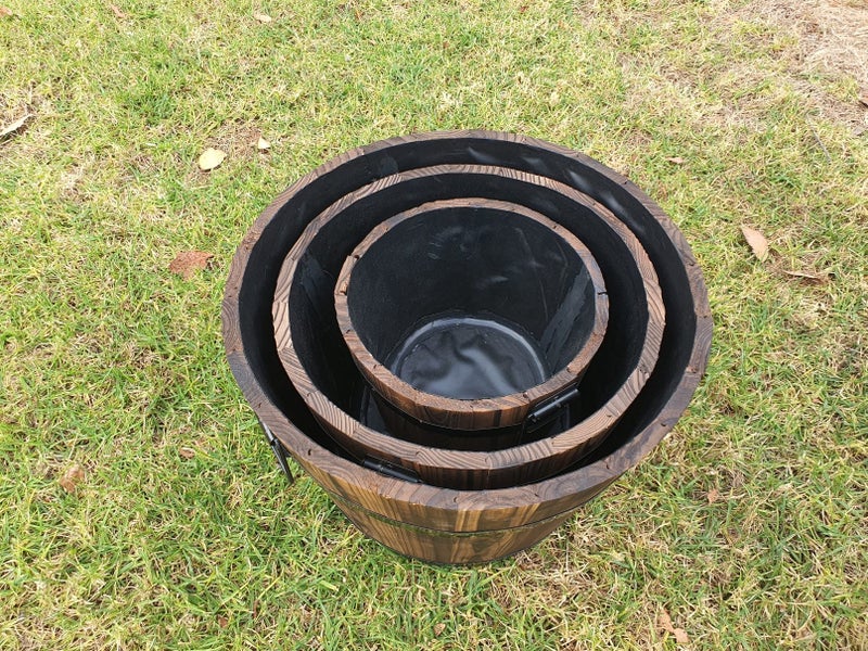 3-Piece Fir Barrel Planter Set - Burnt colour Carousel 2
