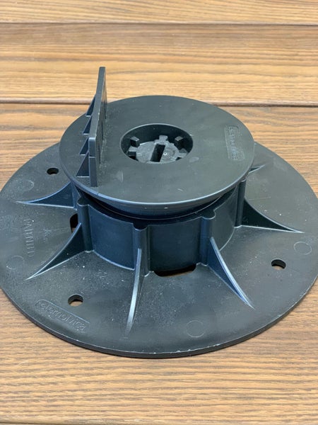 Nurajack SE02 Deck Pedestal with Joist Head Carousel 1