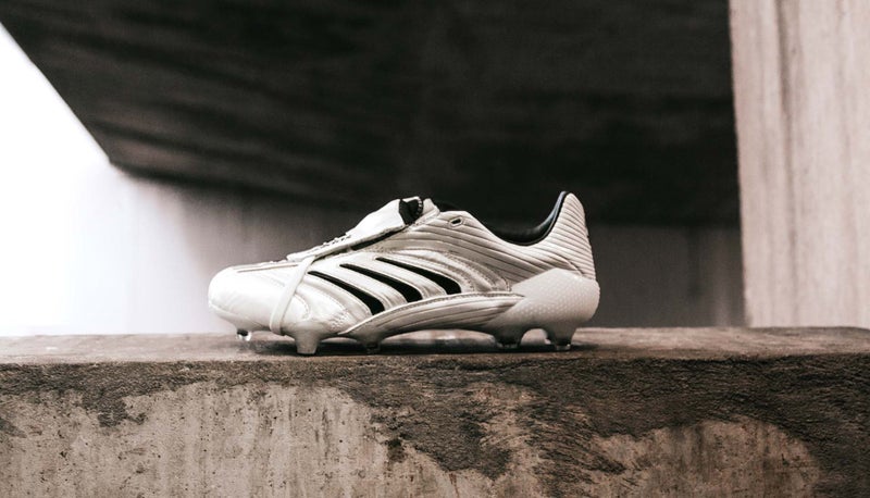 Adidas PREDATOR ABSOLUTE ETERNAL CLASS.1 FIRM GROUND BOOTS LIMITED EDITION (10) Carousel 4