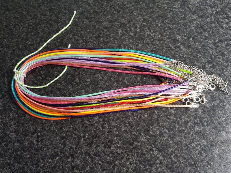 Bulk Lot - 20 Imitation Leather Necklace Cord, mixed colour. Carousel 1