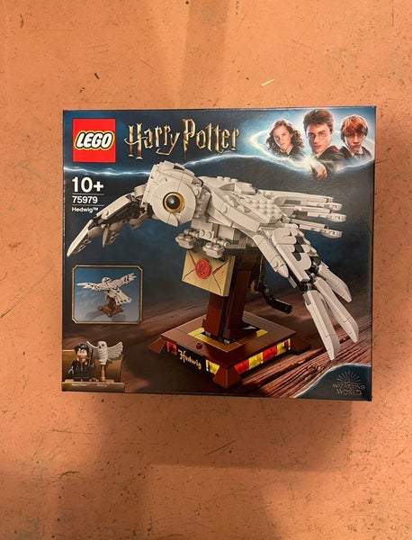 Lego Harry Potter Hedwig 75979 Carousel 1