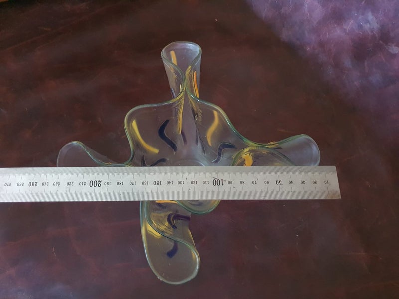 Vintage Fluted Art Glass Bowl/Vase Carousel 2