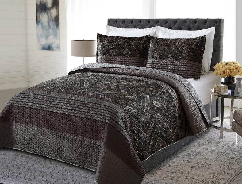 OVERSIZED LUXURY 3 PIECE QUILTED BEDSPREAD recommended for KING OR QUEEN #B6 Carousel 1