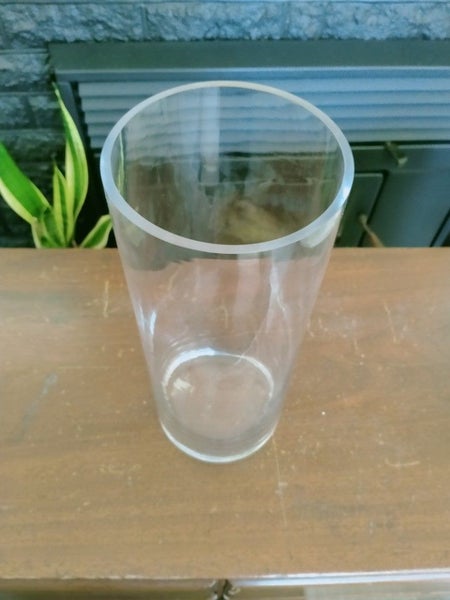 Tall cylindrical floor vase Carousel 2