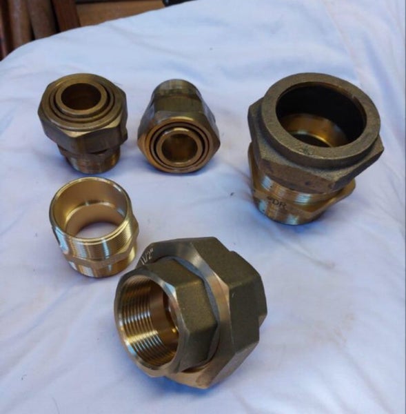 NEW brass pipe fittings / bulk lot Carousel 1