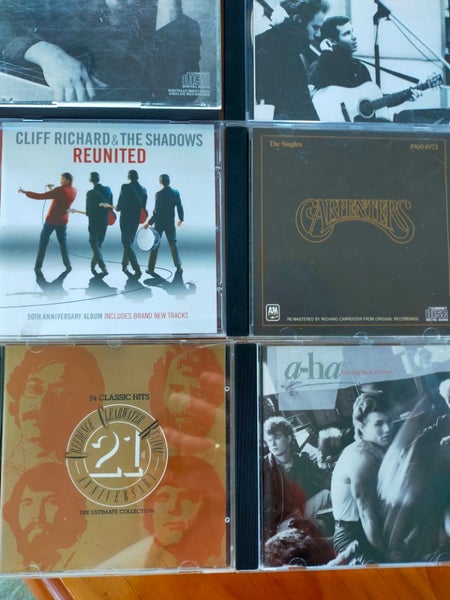 10 Greatest Hits Albums Carousel 2