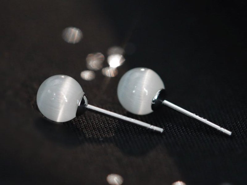 S925 Sterling Silver Cat Eye Stone Stud Earrings Elegant & Hypoallergenic Carousel 2